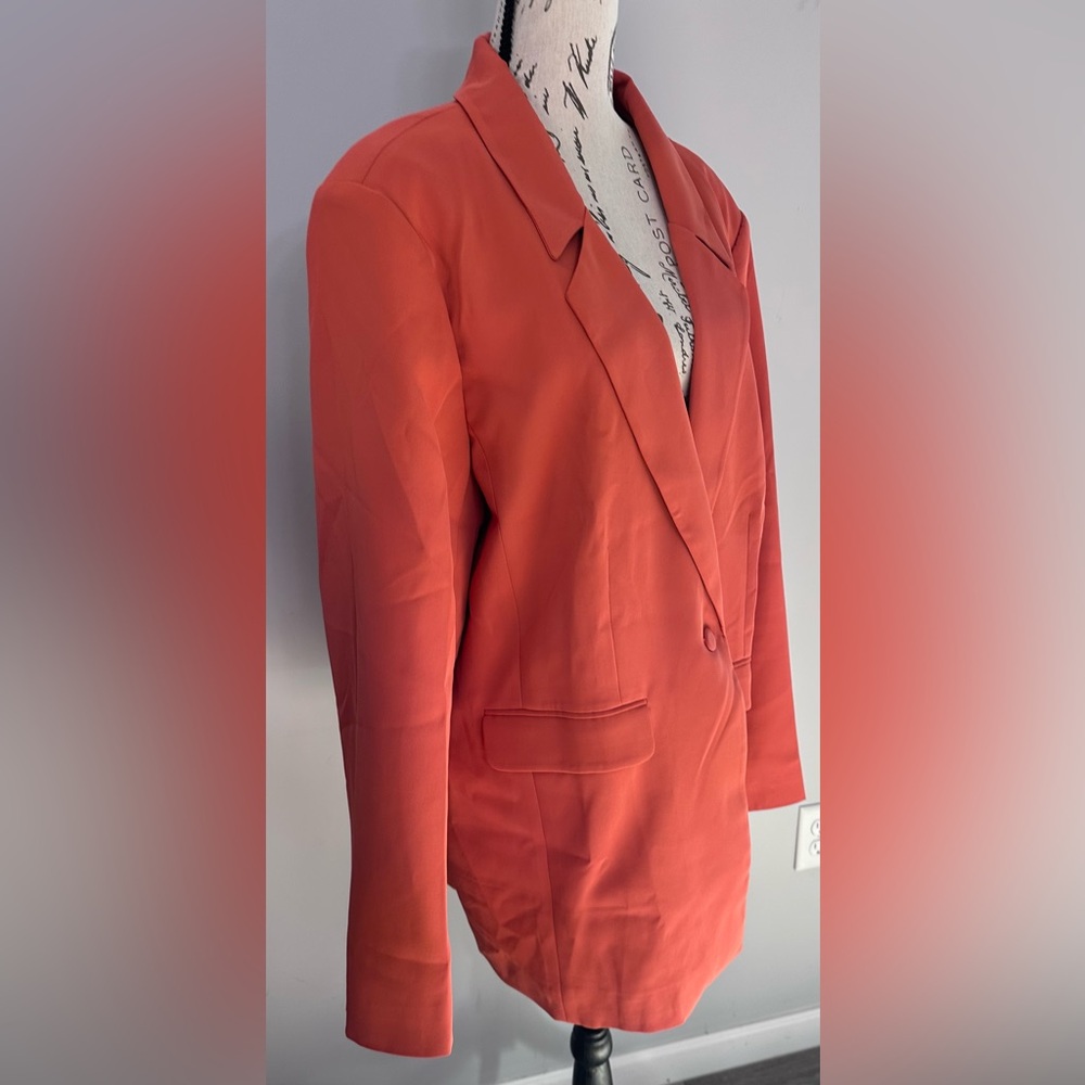 NWT Women's Rust Blazer - Picture 3 of 13